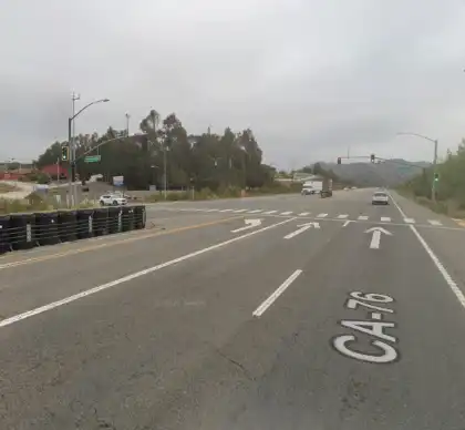 01-16-2026-San-Diego-County-CA-–-Multi-Vehicle-Crash-Blocks-Westbound-SR-76-Near-Via-Monserate-in-Fallbrook