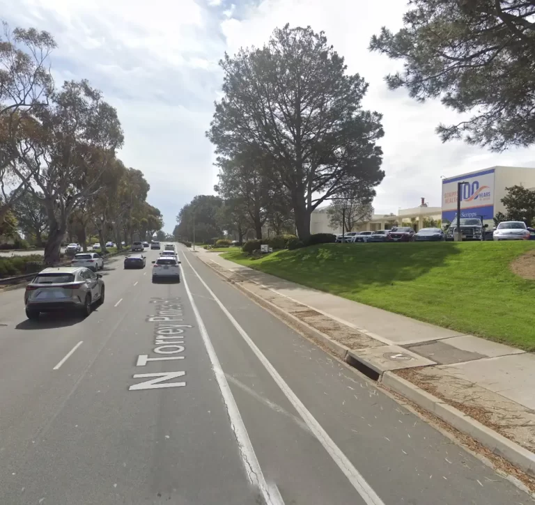 [01-29-2026] San Diego County, CA – Driver Seriously Injured After Crashing Into Semi-Trailer in La Jolla