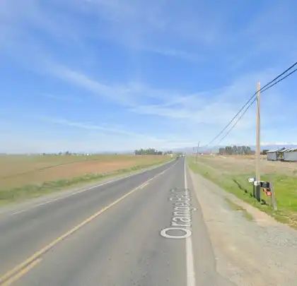 01-28-2026-Tulare-County-CA-–-Driver-Injured-After-Hit-and-Run-Crash-on-Road-238-South-of-Ave-112