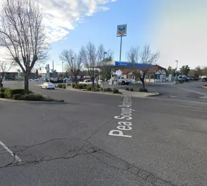 02-04-2026-Fresno-County-CA-–-Commercial-Truck-Crashes-Into-Home-Near-Pea-Soup-Andersen-Blvd-in-Selma