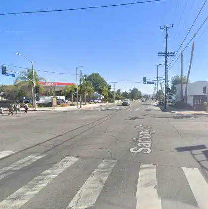 03-14-2026-Los-Angeles-County-CA-–-Motociclista-Gravemente-Herido-en-Choque-que-Involucro-a-un-Vehiculo-en-Van-Nuys