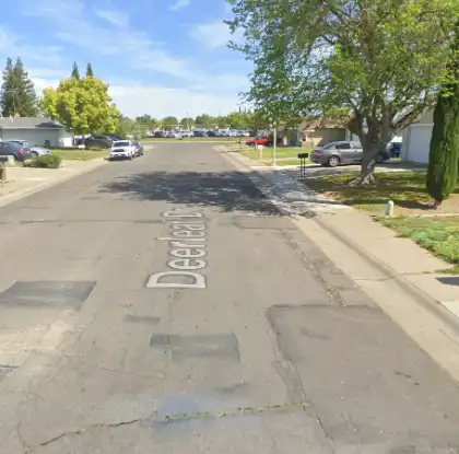 04-23-2026-Sacramento-County-CA-–-Vehicle-Crashes-into-Home-on-Deerleaf-Dr_