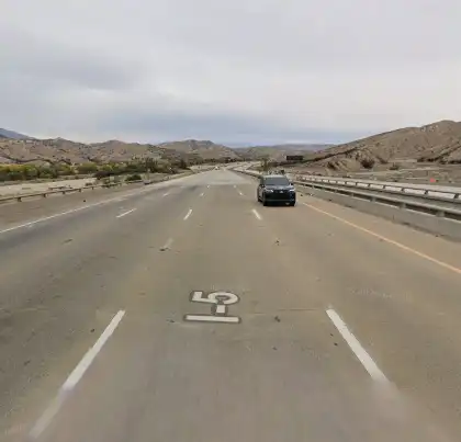 06-22-2026-Los-Angeles-County-CA-–-At-Least-One-Injured-After-Crash-Involving-Two-Big-Rigs-on-5-Freeway