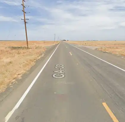 07-02-2026-Fresno-County-CA-–-One-Injured-in-Rollover-Semi-Truck-Crash-on-Highway-33