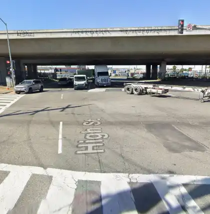 07-14-2026-Alameda-County-CA-–-Pedestrian-Killed-After-Being-Struck-By-Dump-Truck-in-Oakland