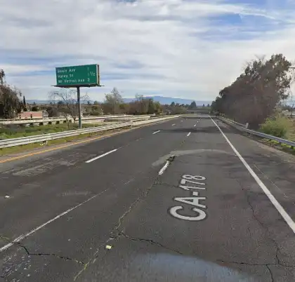 08-11-2026-Kern-County-CA-–-Two-People-Pulled-From-Vehicle-After-Rollover-Crash-in-Bakersfield
