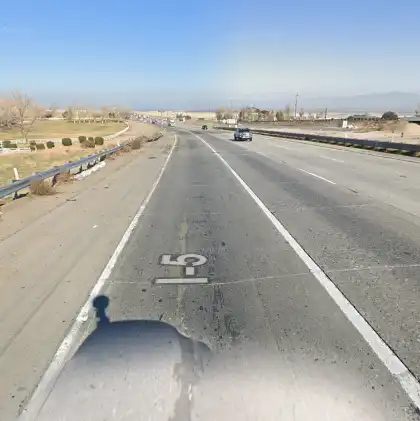[08-31-2026] Kern County, CA – Collision Involving Two Semi-Trucks Blocks I-5 Lanes Near Grapevine