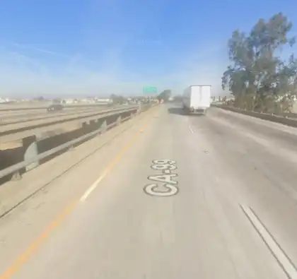[08-31-2026] Kern County, CA – Multi-Vehicle Crash Blocks Highway 99 Lanes in Bakersfield