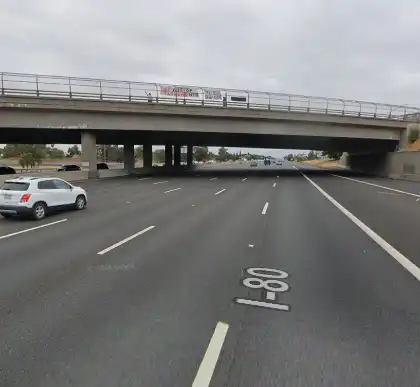 [09-01-2026] Sacramento County, CA – Multi-Vehicle Crash Blocks I-80 Lanes